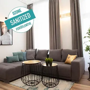 https://creative-apartment-klmn-imre-st-luxury-suite.inbudapesthotels.com